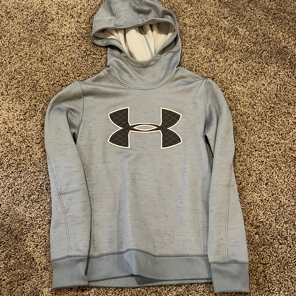 Under Armor sweatshirt